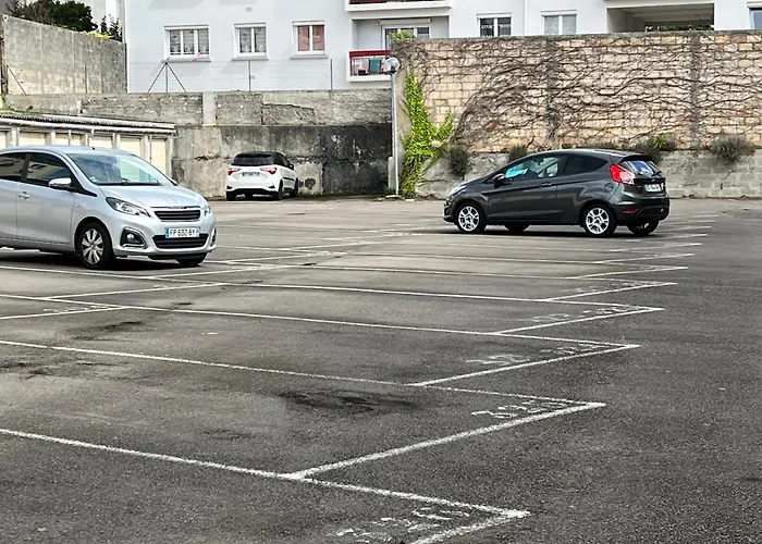 Coeur De Concarneau, Appartement Entier, Proche Centre, Corniche Et Plage Avec Parking
